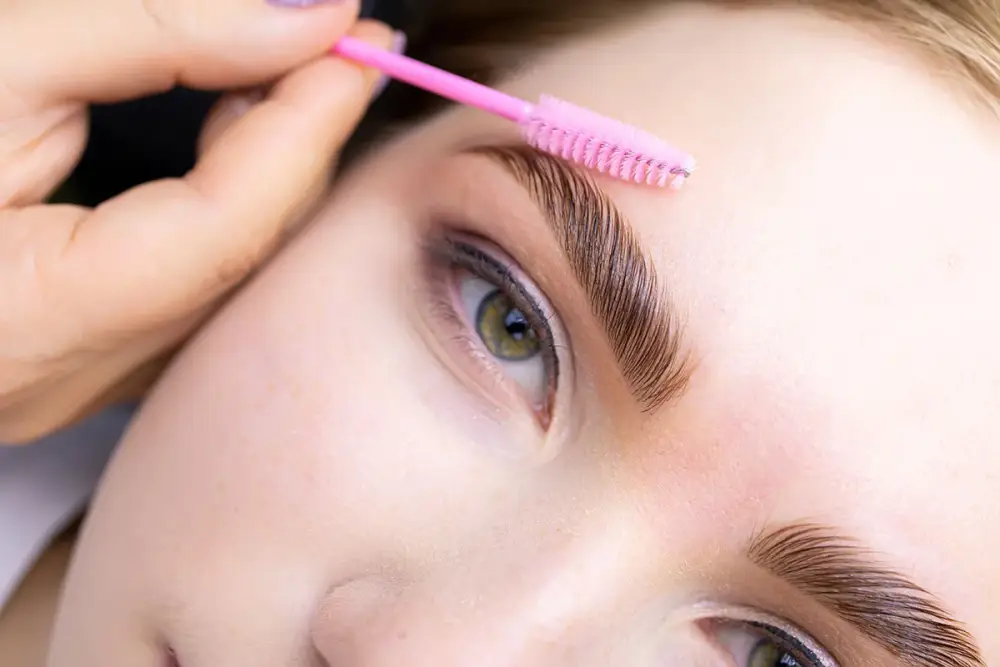 Eyebrow Shaping: Threading & Waxing